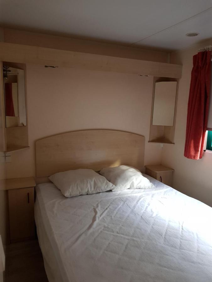 Camping Au Bois Dormant Hotel Chauffour-sur-Vell ภายนอก รูปภาพ