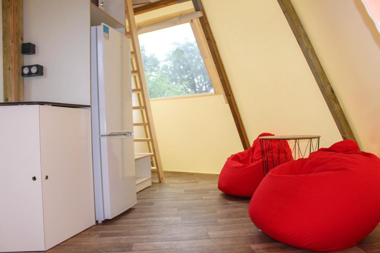 Camping Au Bois Dormant Hotel Chauffour-sur-Vell ภายนอก รูปภาพ