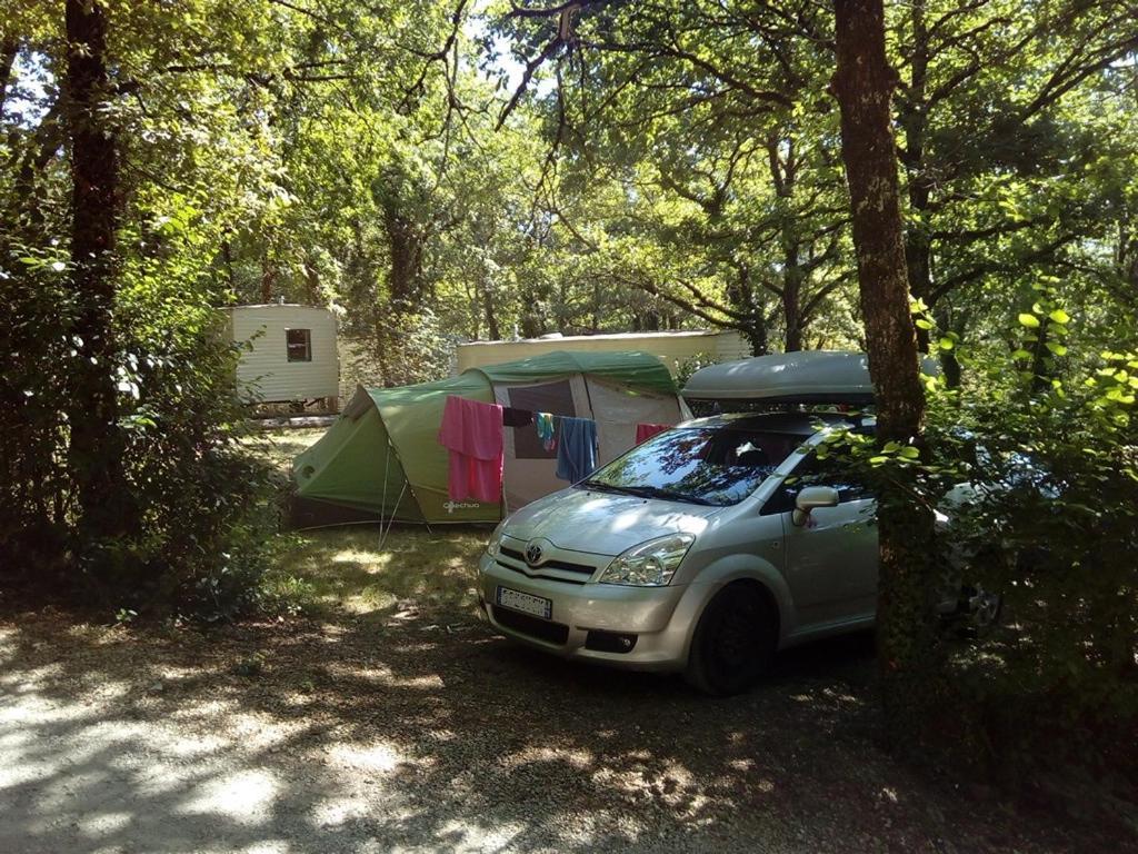Camping Au Bois Dormant Hotel Chauffour-sur-Vell ภายนอก รูปภาพ