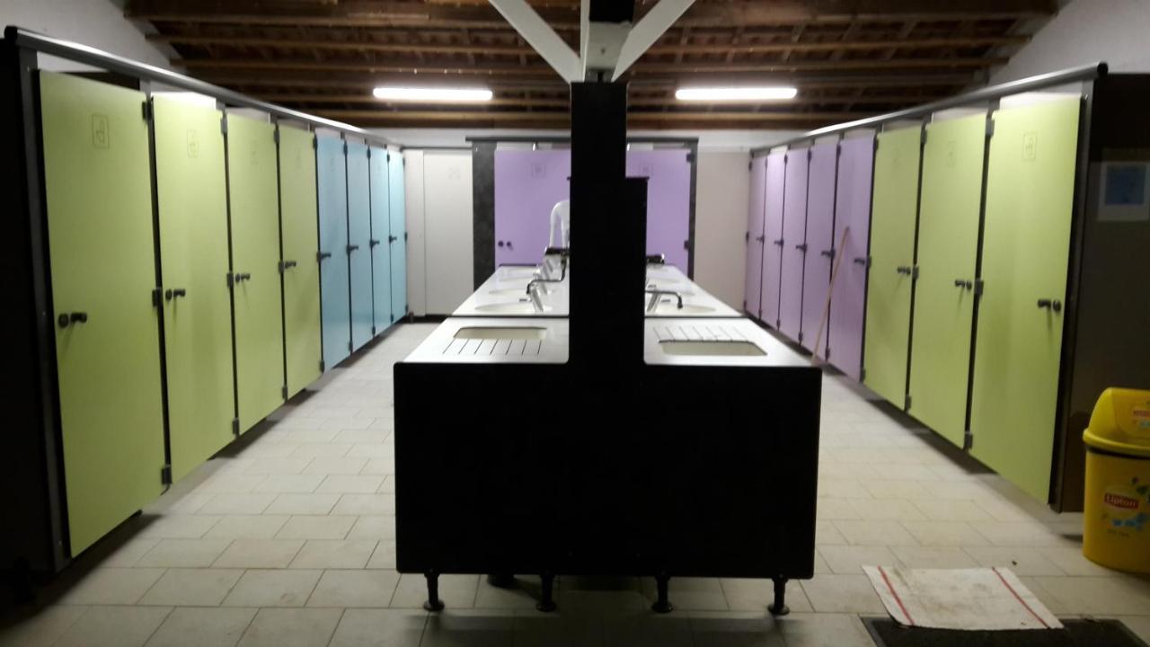 Camping Au Bois Dormant Hotel Chauffour-sur-Vell ภายนอก รูปภาพ