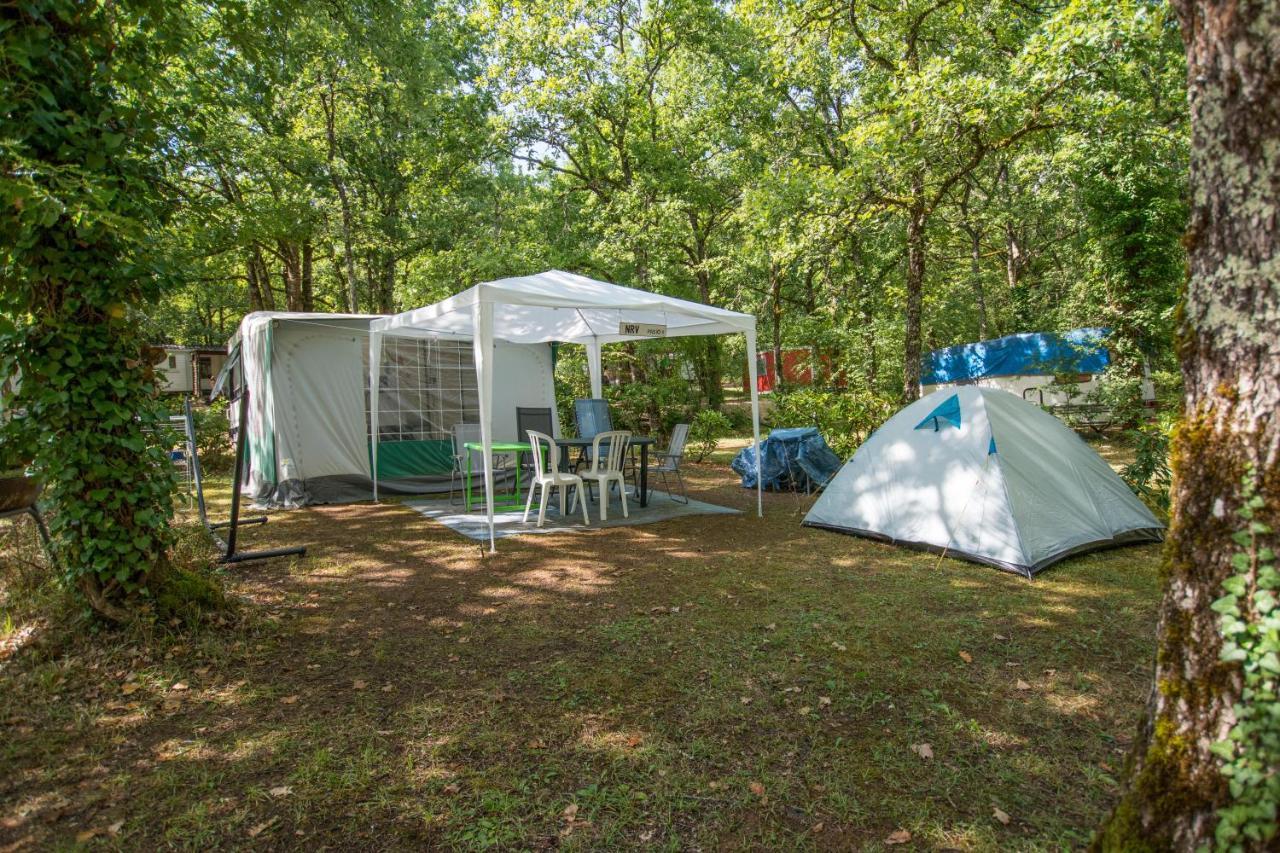 Camping Au Bois Dormant Hotel Chauffour-sur-Vell ภายนอก รูปภาพ